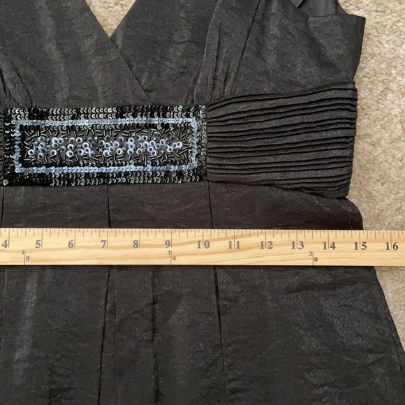BCBG Elegant Sequined Waist Black Dress Size 10 - Picture 9 of 10